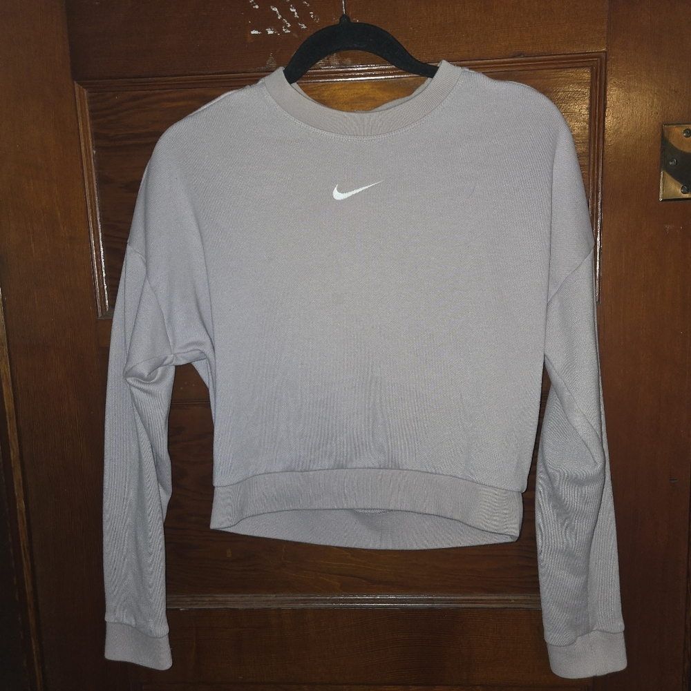 Nike Women's Muted Pink Cropped Pullover